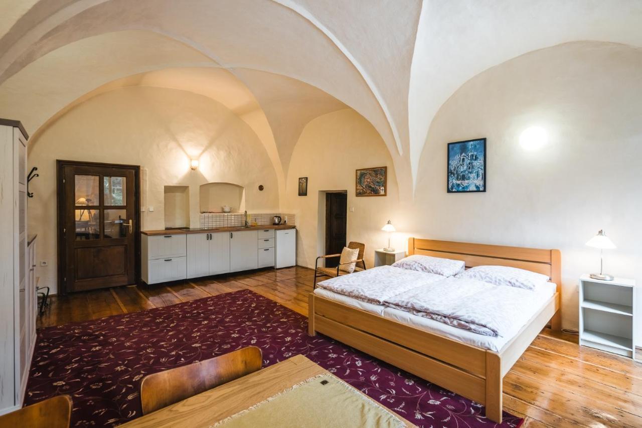 Český Krumlov Downtown Apartments מראה חיצוני תמונה