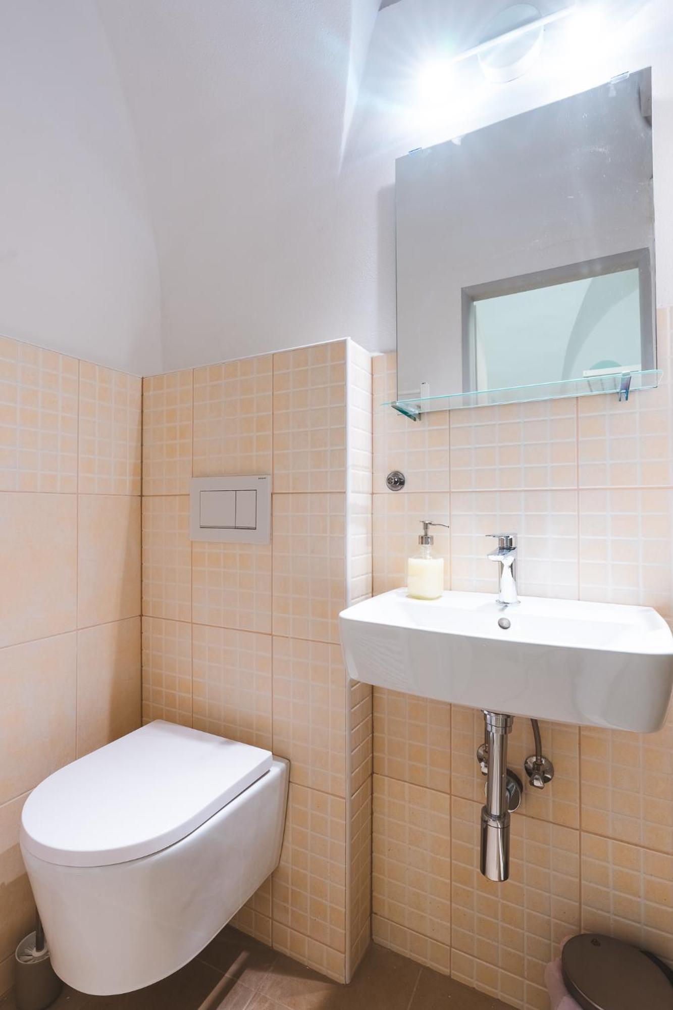 Český Krumlov Downtown Apartments מראה חיצוני תמונה