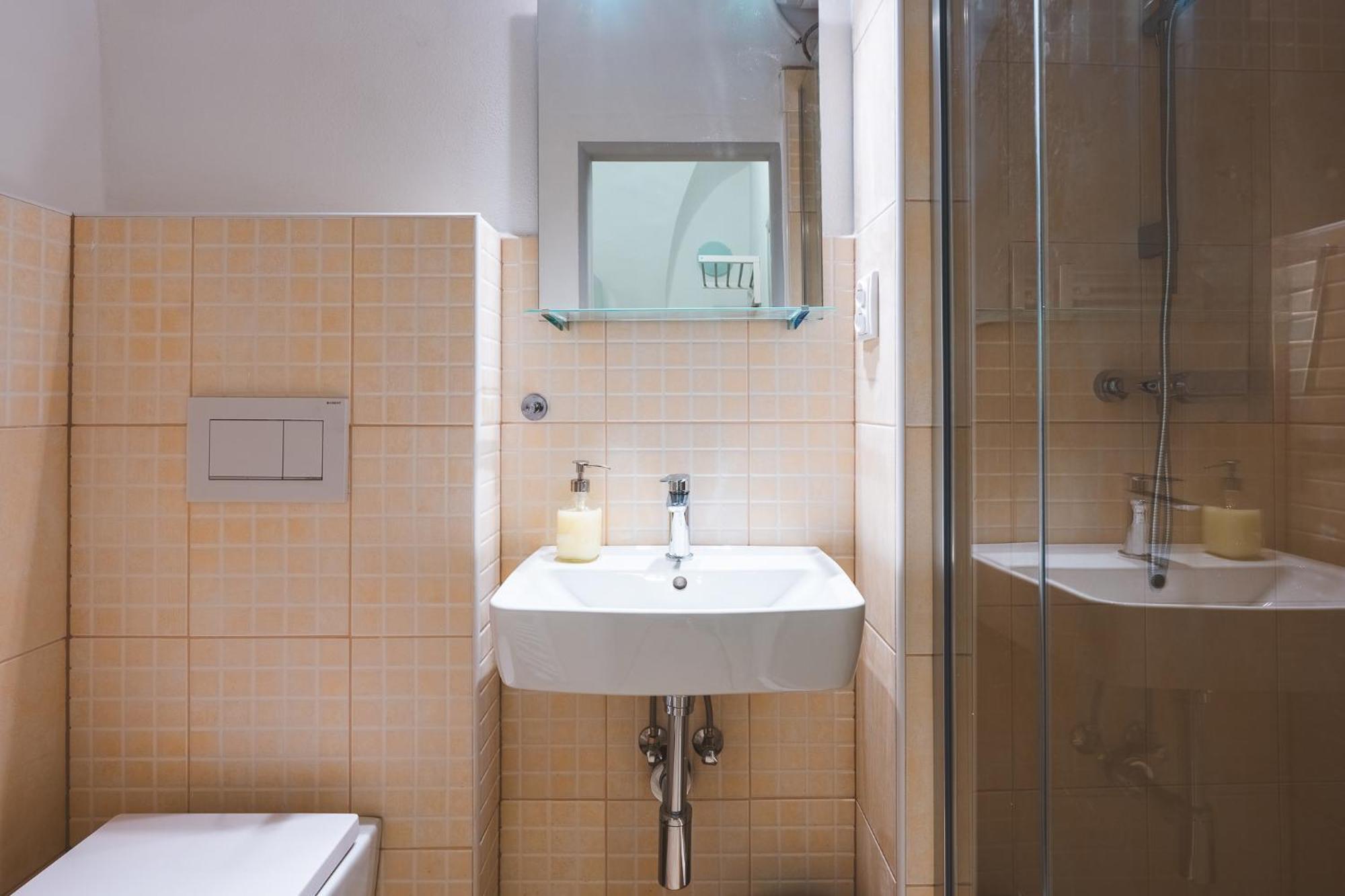 Český Krumlov Downtown Apartments מראה חיצוני תמונה