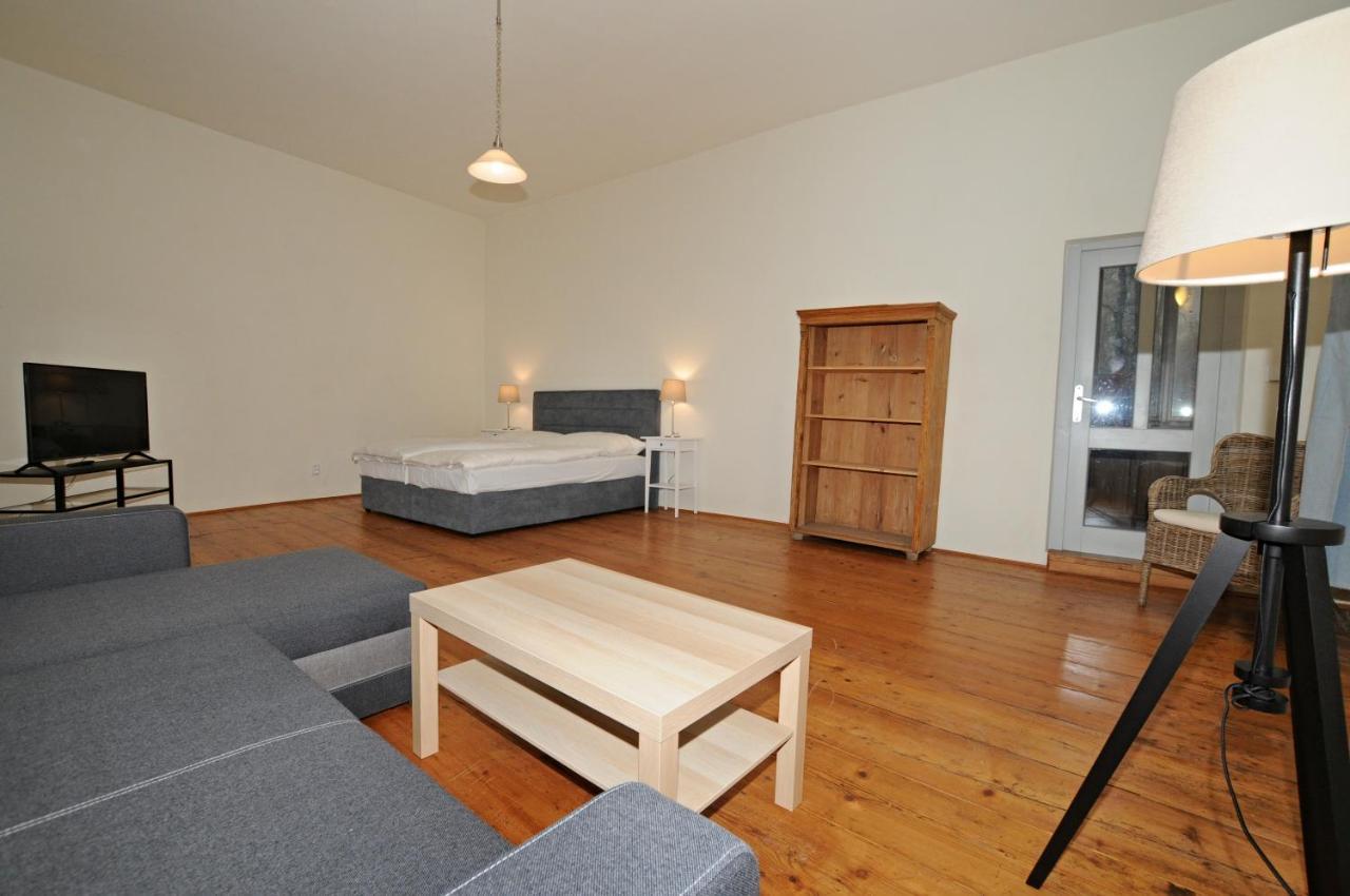 Český Krumlov Downtown Apartments מראה חיצוני תמונה